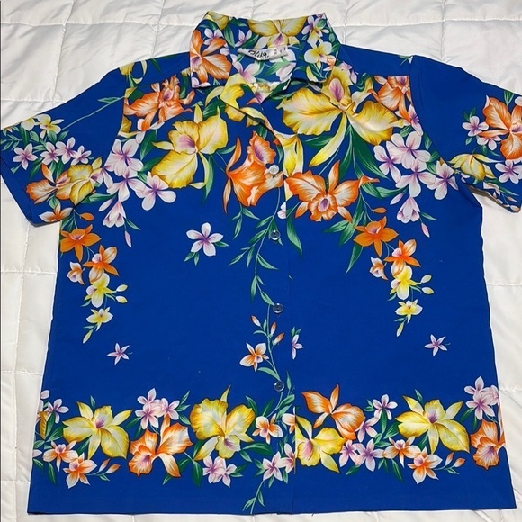 Hilo Hattie Tops - Hilo Hattie’s Hawaii Luau Tropical Floral Blue Hawaiian Shirt Vintage